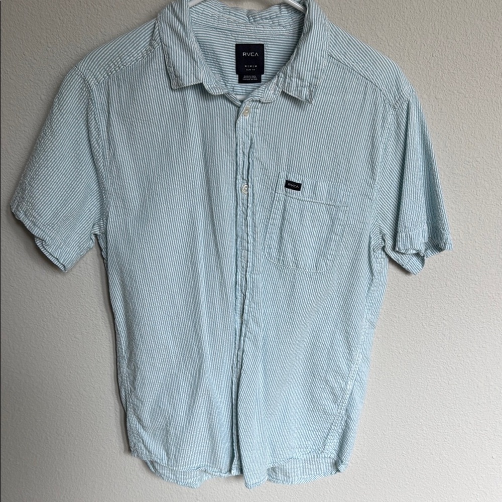 RVCA Men's Light Blue Striped Shirt. Slim Med